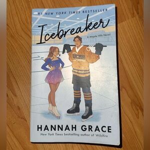 Icebreaker by Hannah Grace Book
